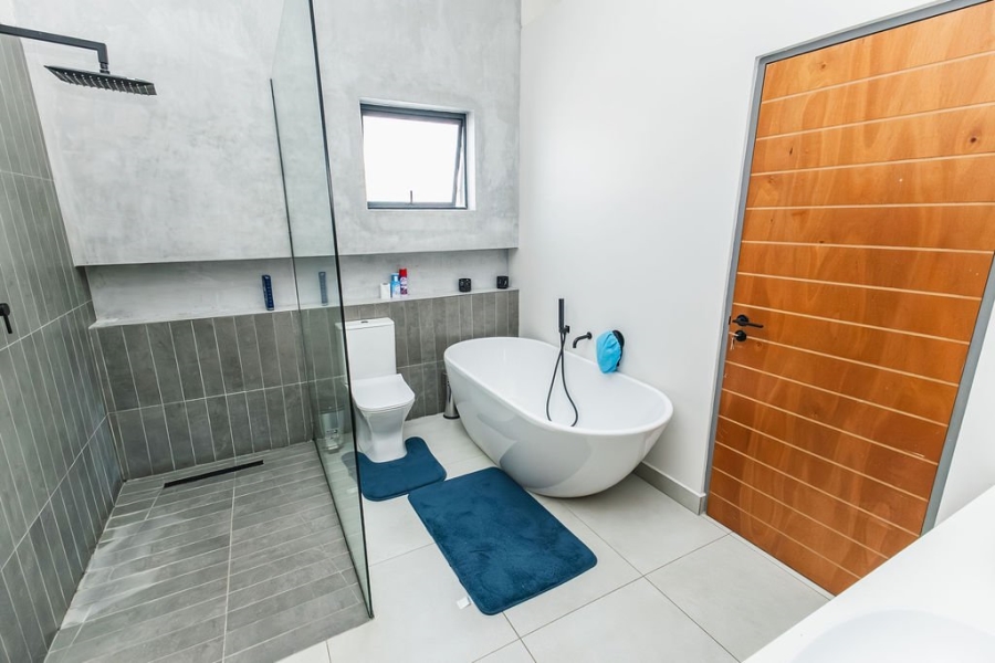 4 Bedroom Property for Sale in Woodland Hills Bergendal Free State
